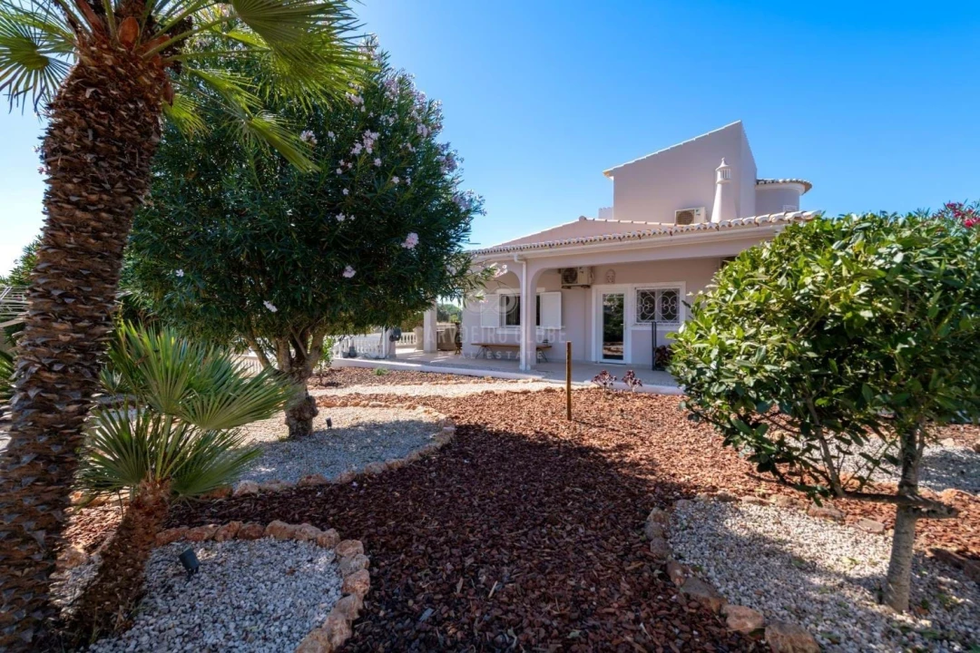 Moradia T4 para Venda em Lagoa e Carvoeiro Foto 41