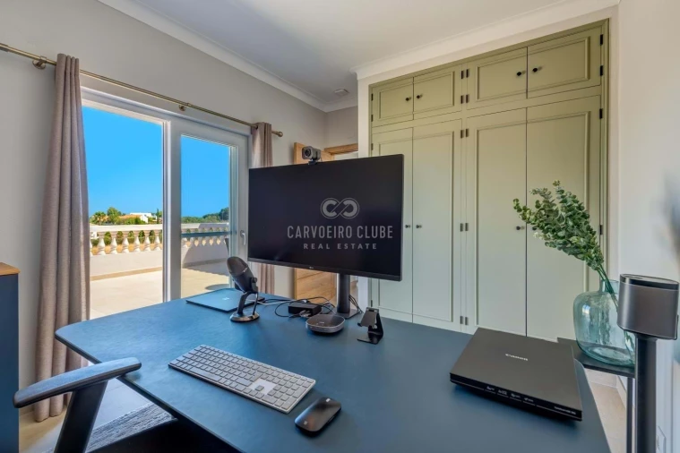 Moradia T4 para Venda em Lagoa e Carvoeiro Foto 22