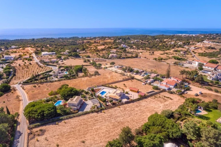 Moradia T4 para Venda em Lagoa e Carvoeiro Foto 49