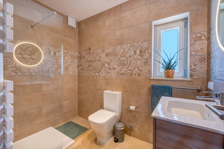 Moradia T4 para Venda em Lagoa e Carvoeiro Foto 15