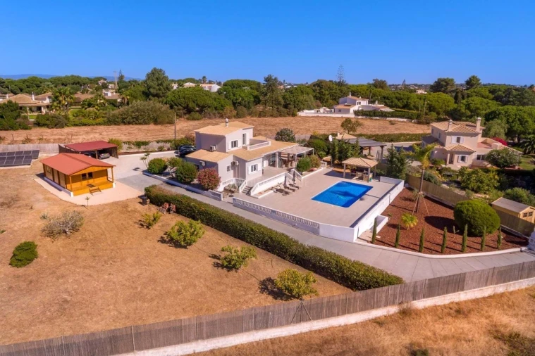 Moradia T4 para Venda em Lagoa e Carvoeiro Foto 6