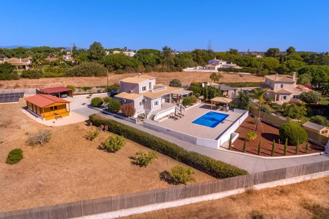 Moradia T4 para Venda em Lagoa e Carvoeiro Foto 6