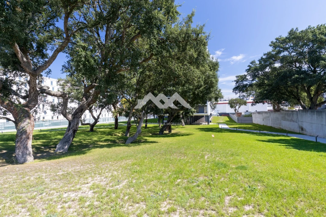 Apartamento T1 para Arrendamento em Paranhos Foto 32