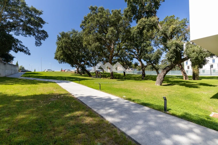 Apartamento T1 para Arrendamento em Paranhos Foto 27