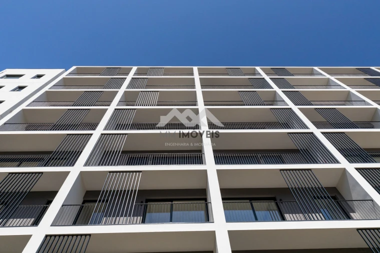 Apartamento T1 para Arrendamento em Paranhos Foto 25