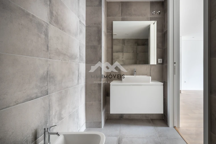 Apartamento T1 para Arrendamento em Paranhos Foto 11