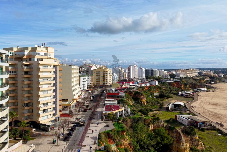 Apartamento T2 para Venda em Portimão Foto 30