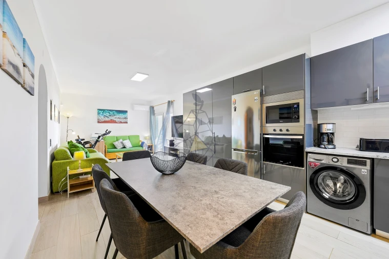 Apartamento T2 para Venda em Portimão Foto 3