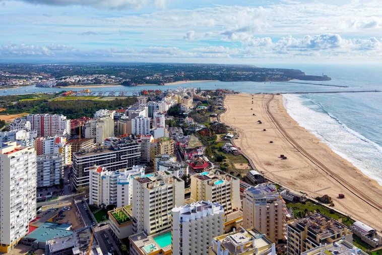 Apartamento T2 para Venda em Portimão Foto 31