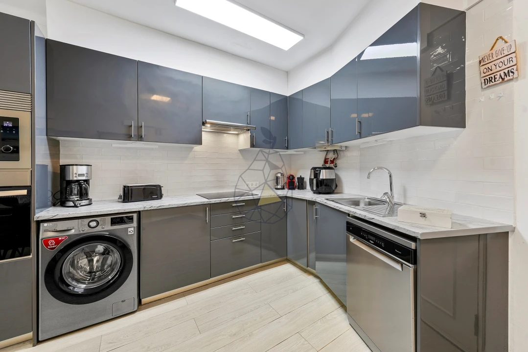 Apartamento T2 para Venda em Portimão Foto 7