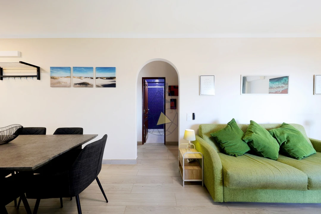 Apartamento T2 para Venda em Portimão Foto 5