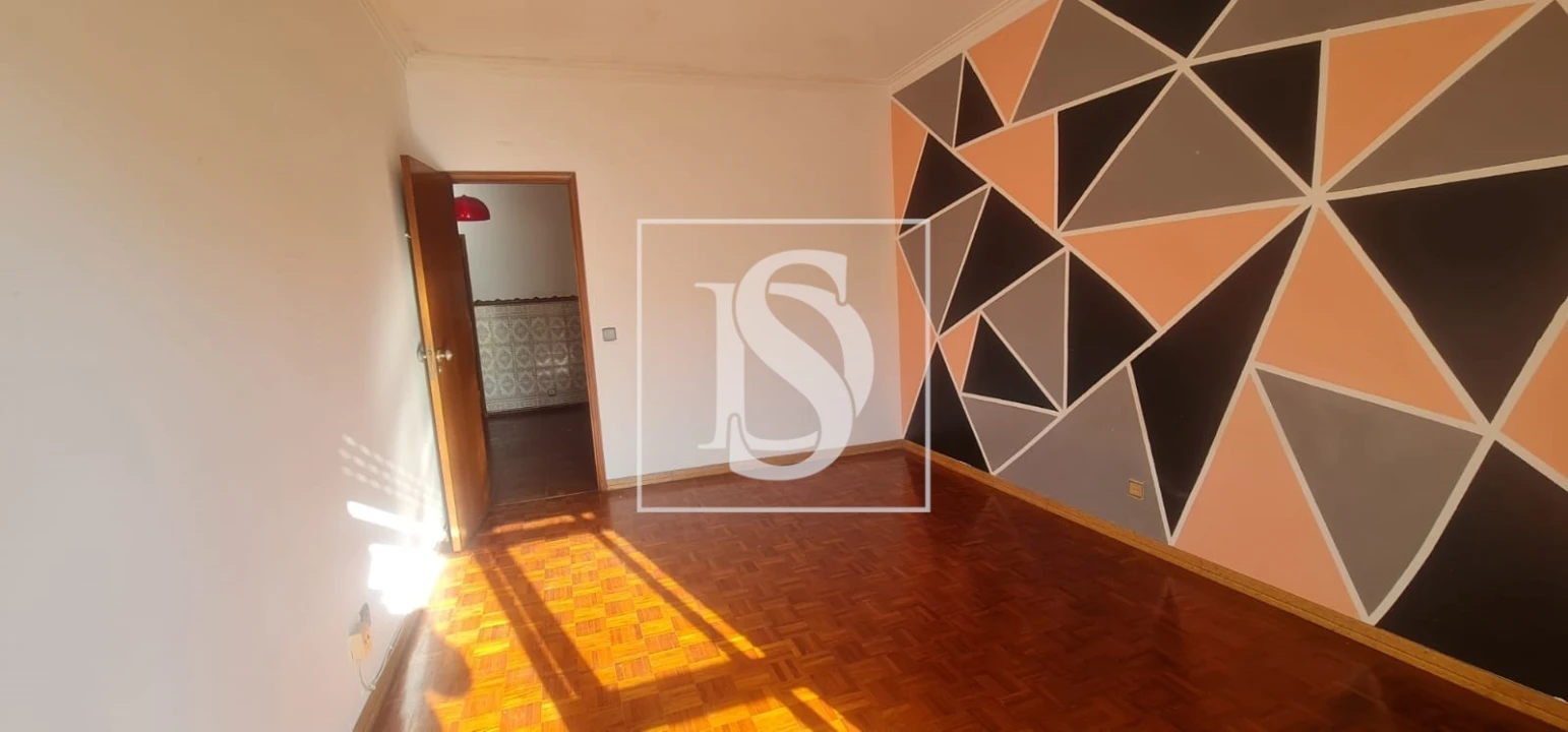 Apartamento T3 para Venda em Carregado e Cadafais Foto 2