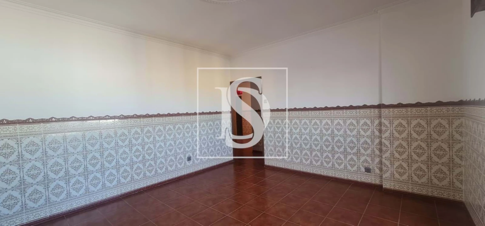 Apartamento T3 para Venda em Carregado e Cadafais Foto 22