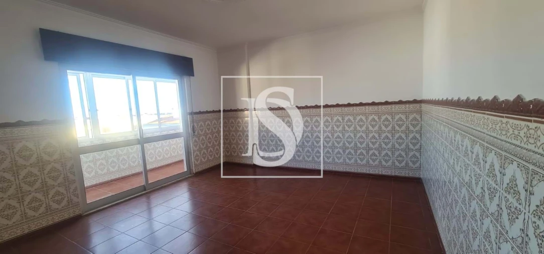 Apartamento T3 para Venda em Carregado e Cadafais Foto 24