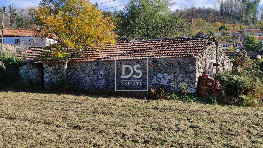 Terreno para Venda em Campelo e Ovil Foto 10