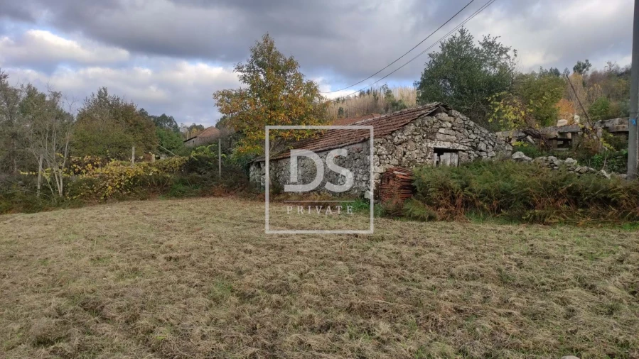 Terreno para Venda em Campelo e Ovil Foto 6