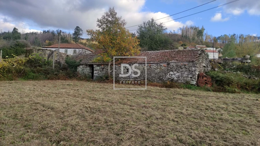 Terreno para Venda em Campelo e Ovil Foto 14