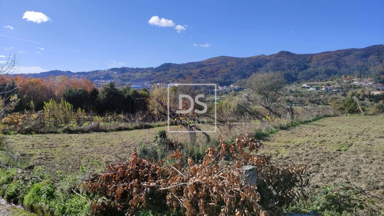 Terreno para Venda em Campelo e Ovil Foto 17
