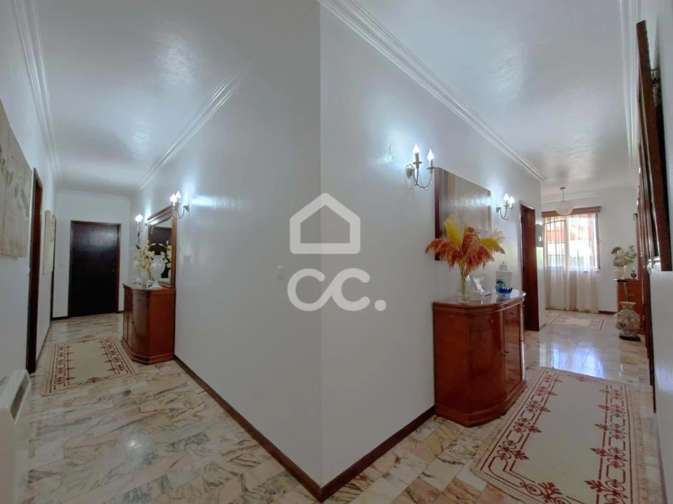 Moradia T5 para Venda em Fontinhas Foto 13