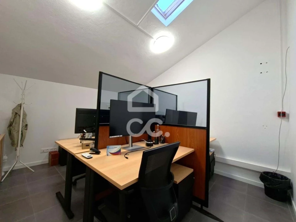 Moradia T10 para Venda em Angra (São Pedro) Foto 23