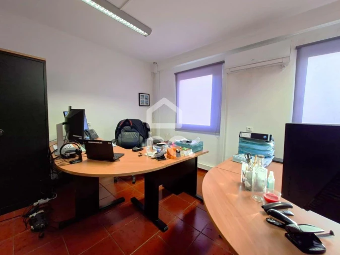 Moradia T10 para Venda em Angra (São Pedro) Foto 20