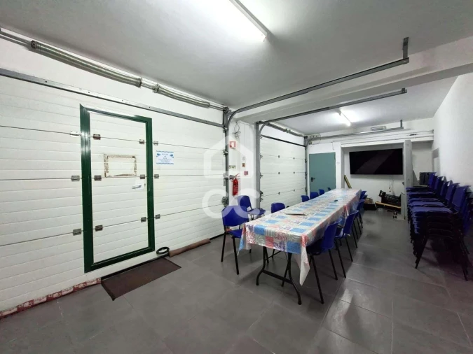 Moradia T10 para Venda em Angra (São Pedro) Foto 26