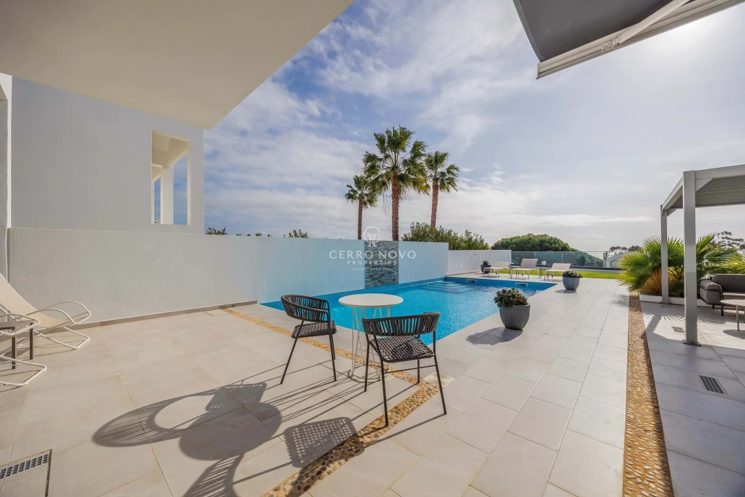 Moradia T5 para Venda em Albufeira e Olhos de Água Foto 45