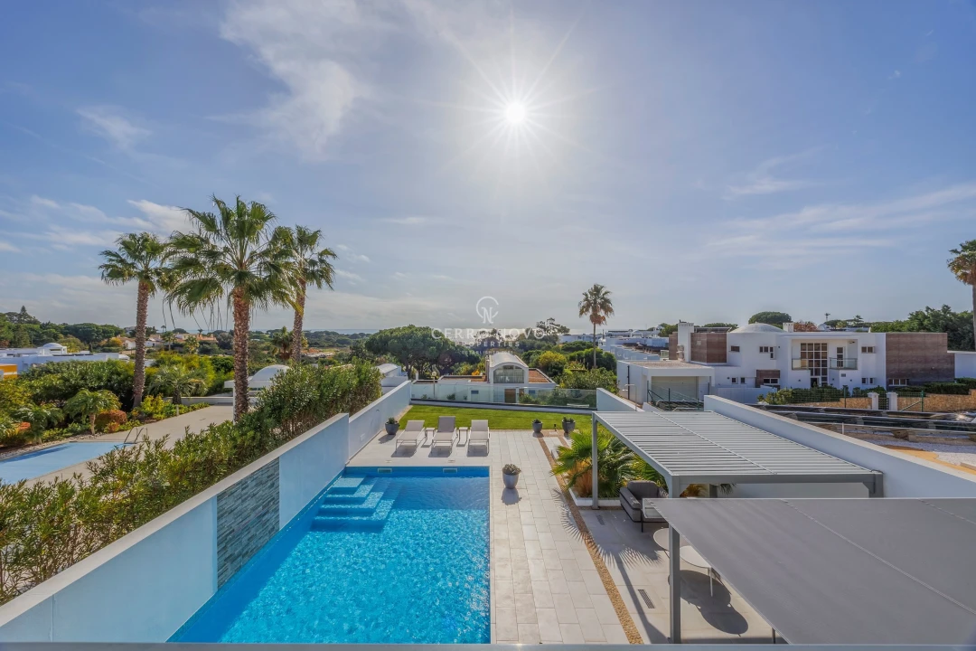 Moradia T5 para Venda em Albufeira e Olhos de Água Foto 3