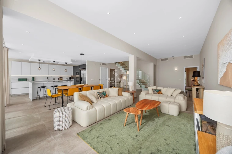 Moradia T5 para Venda em Albufeira e Olhos de Água Foto 20