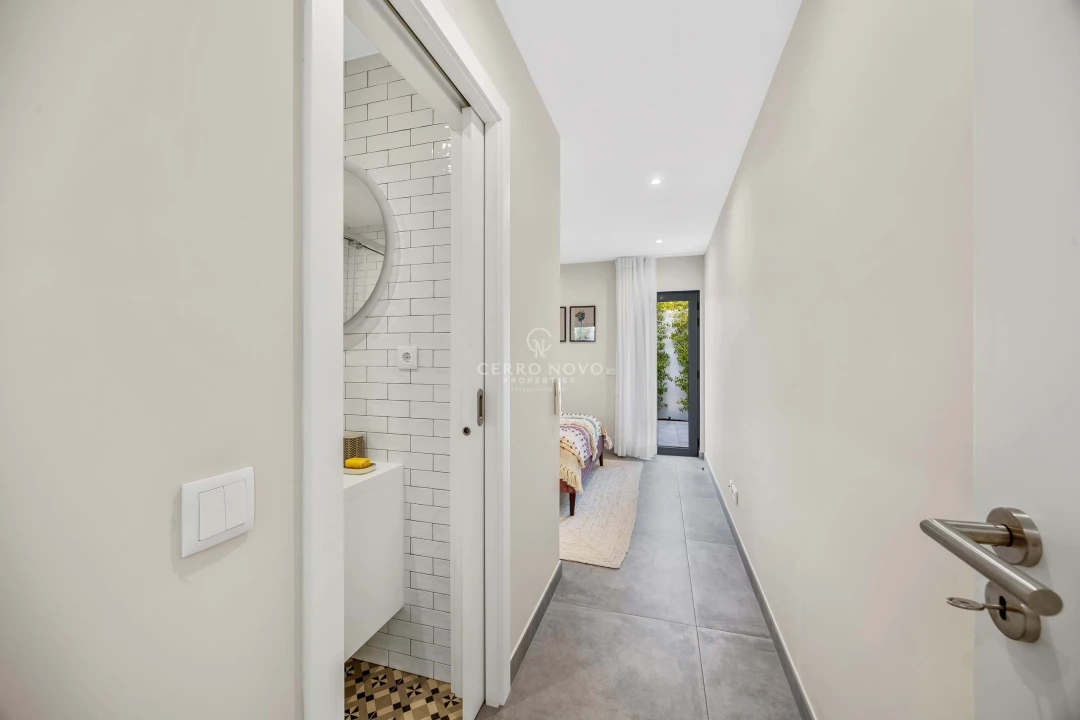 Moradia T5 para Venda em Albufeira e Olhos de Água Foto 36