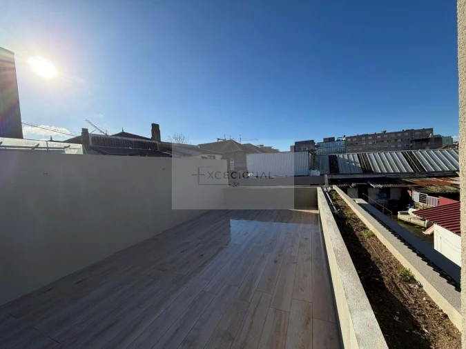 Moradia T4 para Venda em Matosinhos e Leça da Palmeira Foto 16