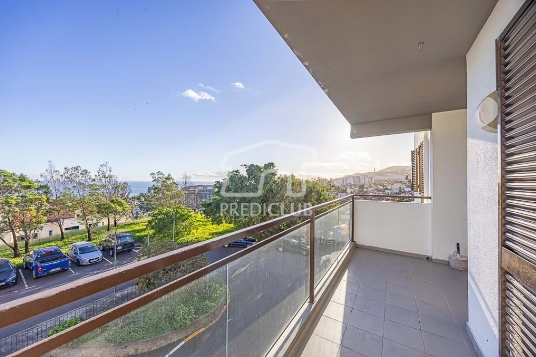 Apartamento T2 para Venda em Funchal (São Pedro) Foto 3