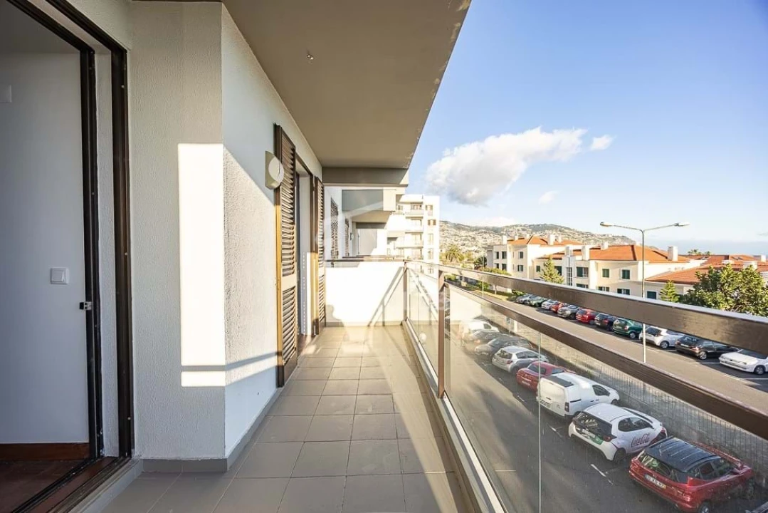 Apartamento T2 para Venda em Funchal (São Pedro) Foto 2