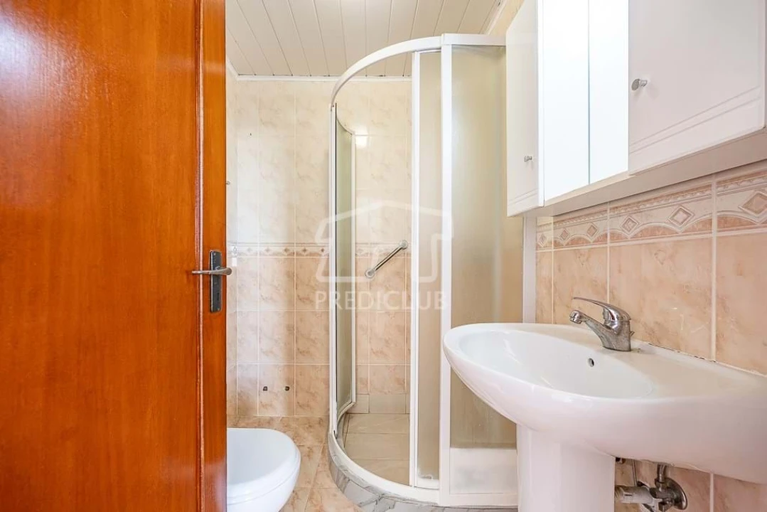 Apartamento T2 para Venda em Funchal (São Pedro) Foto 12