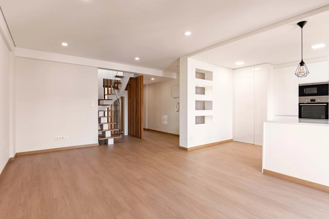 Apartamento T4 para Venda em Barcarena Foto 7