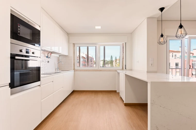 Apartamento T4 para Venda em Barcarena Foto 5