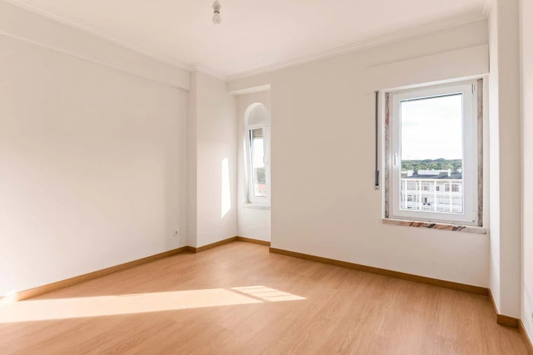 Apartamento T4 para Venda em Barcarena Foto 11