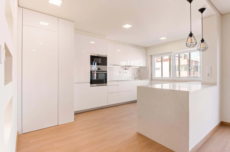 Apartamento T4 para Venda em Barcarena Foto 4