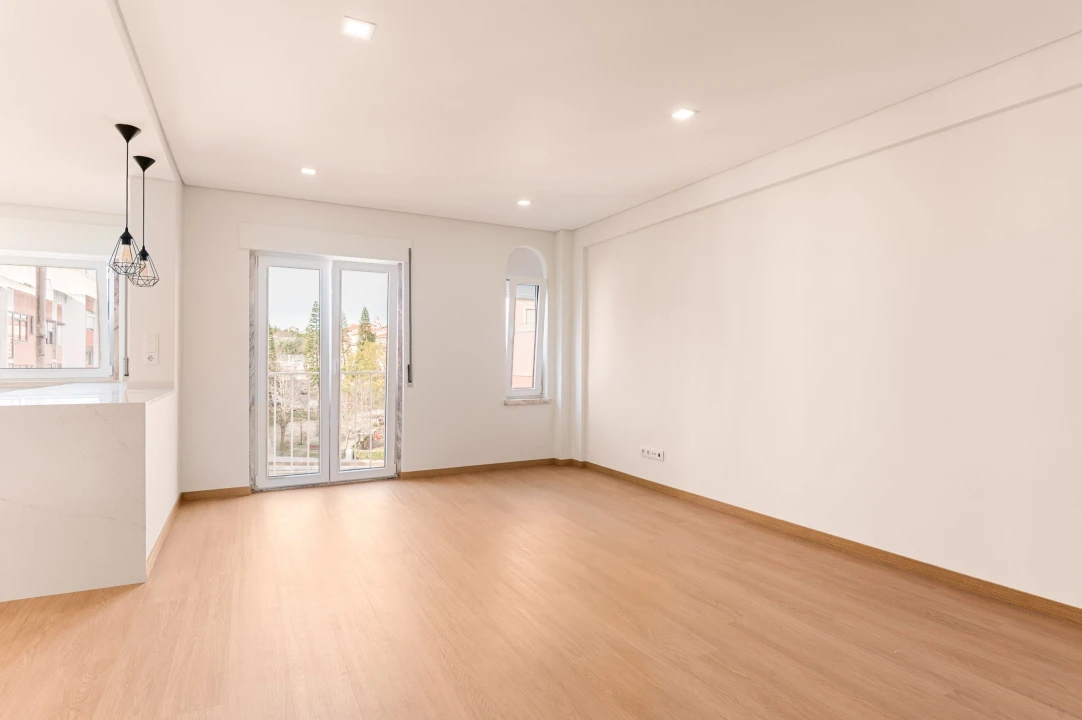 Apartamento T4 para Venda em Barcarena Foto 2