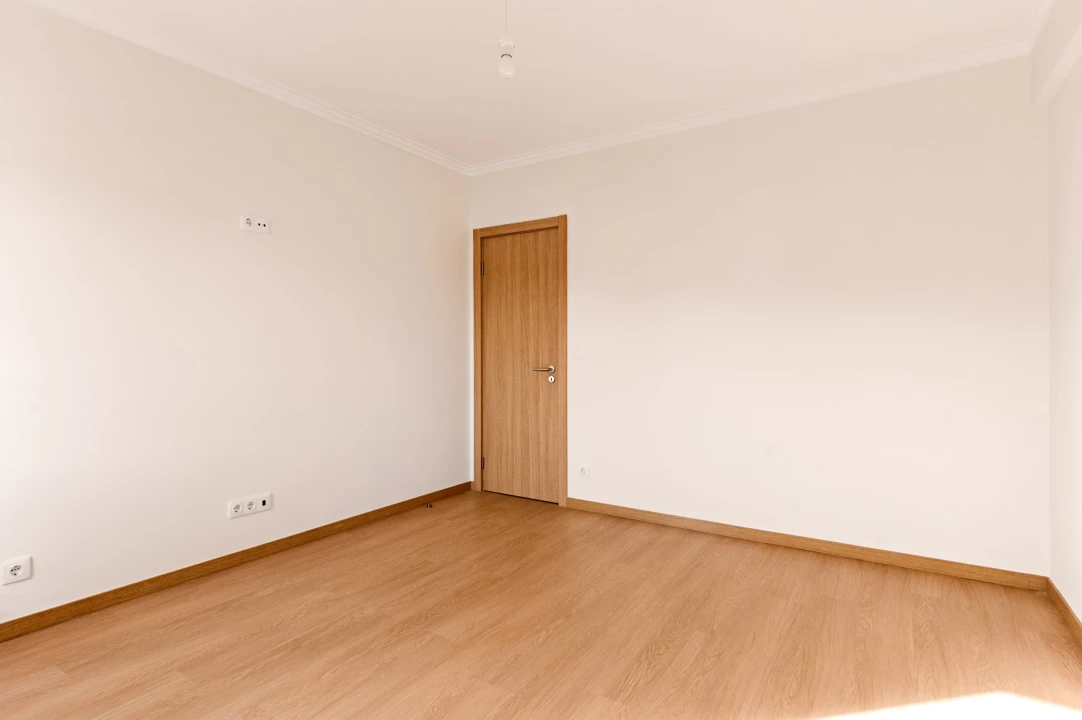 Apartamento T4 para Venda em Barcarena Foto 12