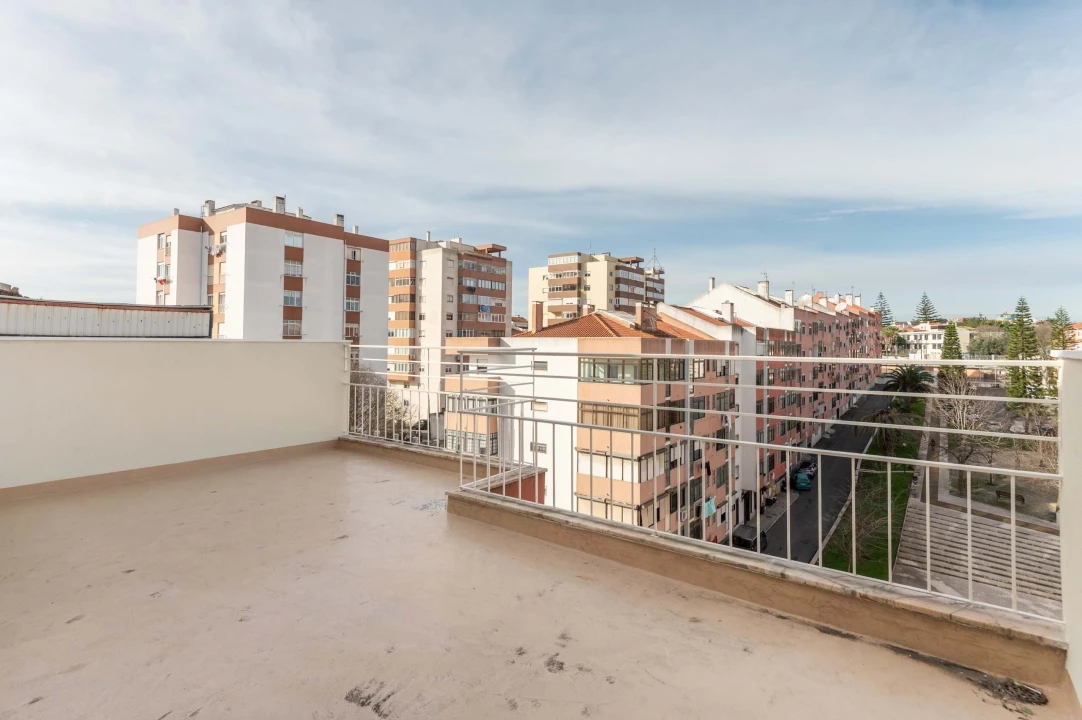 Apartamento T4 para Venda em Barcarena Foto 8