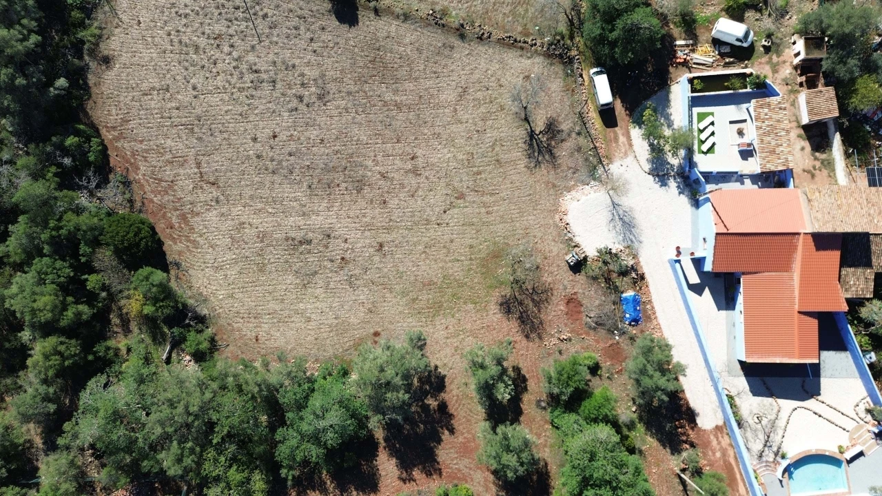 Moradia T4 para Venda em São Bartolomeu de Messines Foto 28