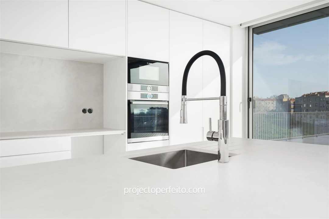 Apartamento T4 para Venda em Espinho Foto 6