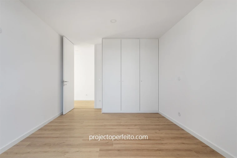 Apartamento T4 para Venda em Espinho Foto 26