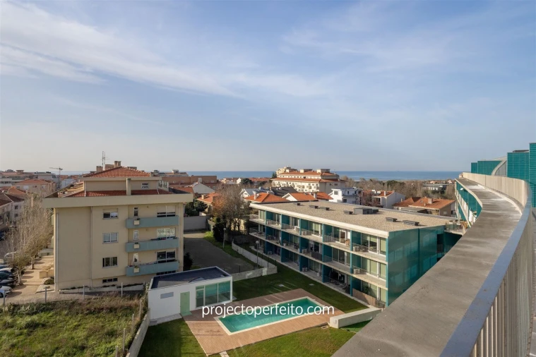 Apartamento T4 para Venda em Espinho Foto 13