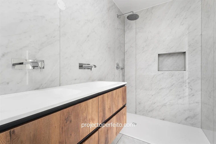 Apartamento T4 para Venda em Espinho Foto 20