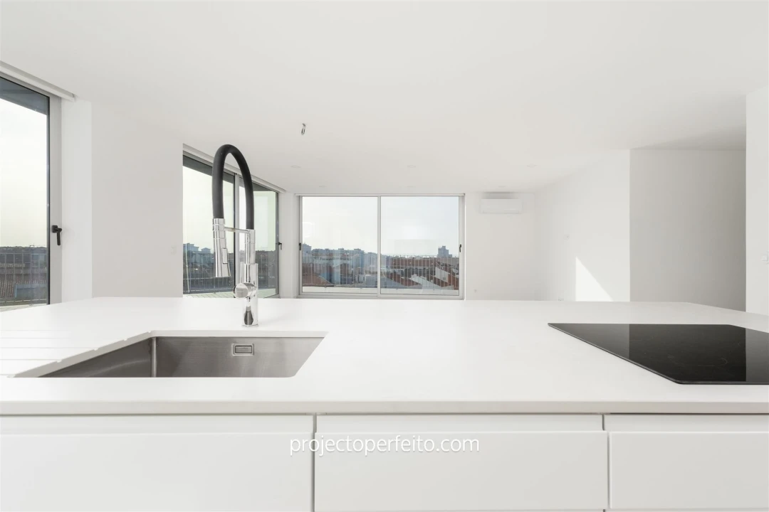 Apartamento T4 para Venda em Espinho Foto 9