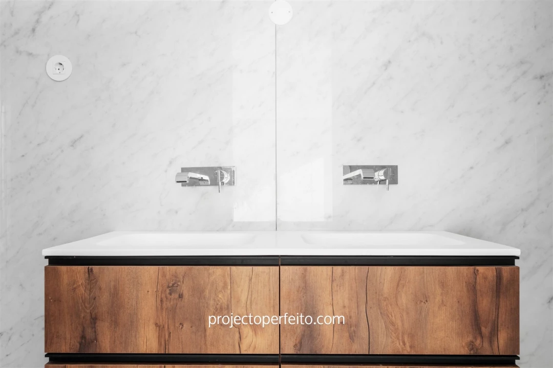 Apartamento T4 para Venda em Espinho Foto 21