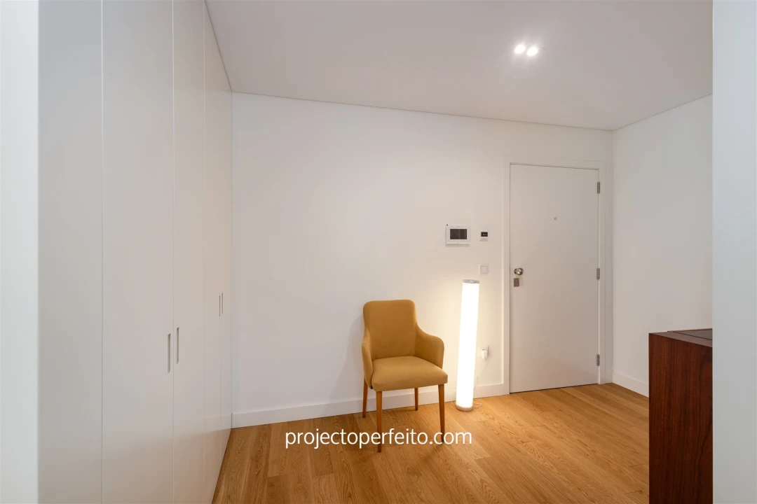 Apartamento T3 para Venda em Espinho Foto 17