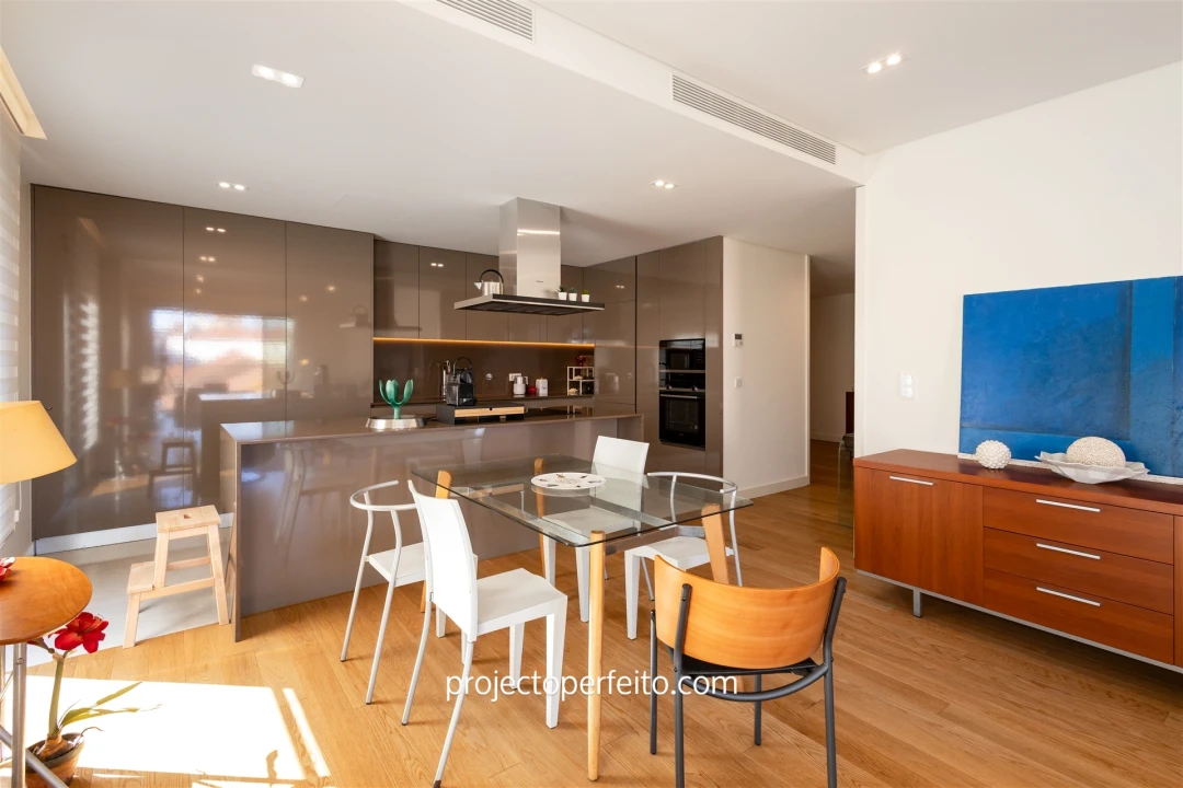 Apartamento T3 para Venda em Espinho Foto 2